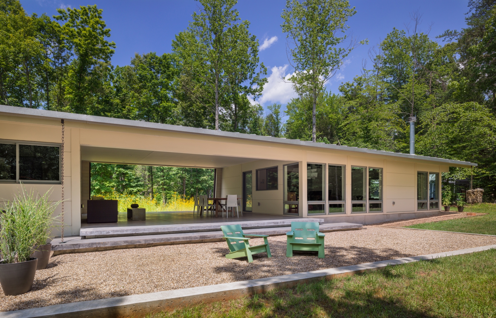 love-this-new-version-of-a-dogtrot-house-folding-doors-open-across-the-front-and-also-across